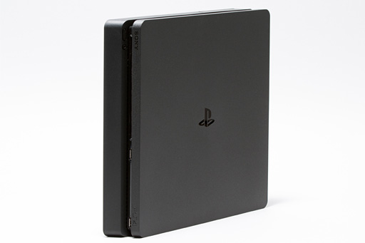 画像ギャラリー No.002のサムネイル画像 / 新型PS4「CUH-2000」分解レポート。カスタムAPUの刷新で生まれた余裕を小型化に振った，順当な進化版を見る