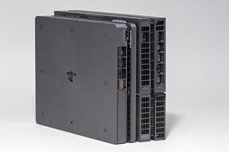 画像ギャラリー No.012のサムネイル画像 / 新型PS4「CUH-2000」分解レポート。カスタムAPUの刷新で生まれた余裕を小型化に振った，順当な進化版を見る