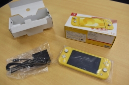 画像ギャラリー No.004のサムネイル画像 / Nintendo Switch Liteが本日発売。本体の特徴やSwitchとの違い，2台目として使うときの気になる点などを紹介