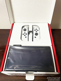 画像ギャラリー No.009のサムネイル画像 / 本日発売「Nintendo Switch（有機ELモデル）」を開封！ 映像や本体の仕様は従来モデルと何が違うのか，写真や動画で比較してみた