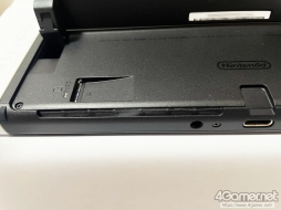 画像ギャラリー No.041のサムネイル画像 / 本日発売「Nintendo Switch（有機ELモデル）」を開封！ 映像や本体の仕様は従来モデルと何が違うのか，写真や動画で比較してみた