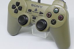 画像ギャラリー No.005のサムネイル画像 / PlayStation 5用ゲームパッド「DualSense」が発表されたので，PSシリーズを支えた「DUALSHOCK」の進化を見比べてみる