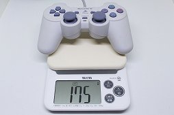 画像ギャラリー No.013のサムネイル画像 / PlayStation 5用ゲームパッド「DualSense」が発表されたので，PSシリーズを支えた「DUALSHOCK」の進化を見比べてみる