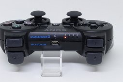 画像ギャラリー No.022のサムネイル画像 / PlayStation 5用ゲームパッド「DualSense」が発表されたので，PSシリーズを支えた「DUALSHOCK」の進化を見比べてみる