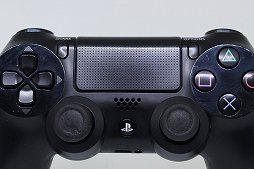 画像ギャラリー No.028のサムネイル画像 / PlayStation 5用ゲームパッド「DualSense」が発表されたので，PSシリーズを支えた「DUALSHOCK」の進化を見比べてみる