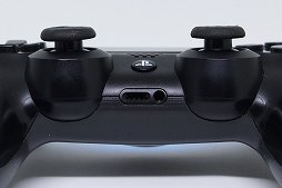 画像ギャラリー No.031のサムネイル画像 / PlayStation 5用ゲームパッド「DualSense」が発表されたので，PSシリーズを支えた「DUALSHOCK」の進化を見比べてみる