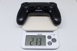 画像ギャラリー No.032のサムネイル画像 / PlayStation 5用ゲームパッド「DualSense」が発表されたので，PSシリーズを支えた「DUALSHOCK」の進化を見比べてみる