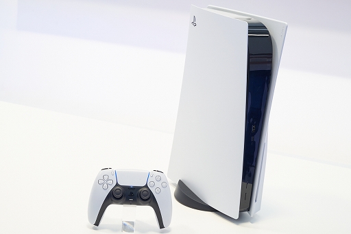 画像ギャラリー No.019のサムネイル画像 / PS5のローンチタイトル「Astro's Playroom」と「Godfall」を先行プレイ。純正ゲームパッド「DualSense」と超高速SSDの実力を目の当たりにした