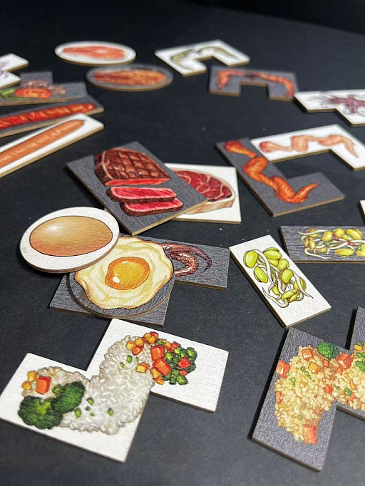 画像ギャラリー No.011のサムネイル画像 / 鉄板焼きを作るボードゲーム「TeppanDo」がKickstarterでキャンペーン展開中。衛生第一素手厳禁，ヘラを使って食材カードをうまくひっくり返そう