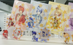 画像ギャラリー No.002のサムネイル画像 / 「UTA☆PRI GRAND SHOP」オープニング内覧会レポート。充実のアイテム＆香りを楽しむフレグランス体験も