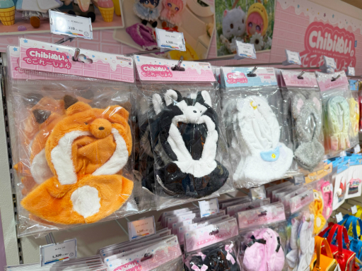 画像ギャラリー No.011のサムネイル画像 / バンダイナムコの体験型ショップ「バンダイナムコ Cross Store」が渋谷にオープン。フィギュアや一番くじ，たまごっちなども勢ぞろい！
