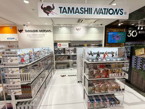 画像ギャラリー No.019のサムネイル画像 / バンダイナムコの体験型ショップ「バンダイナムコ Cross Store」が渋谷にオープン。フィギュアや一番くじ，たまごっちなども勢ぞろい！