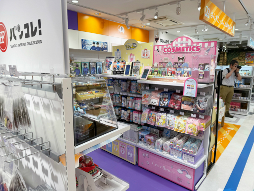 画像ギャラリー No.025のサムネイル画像 / バンダイナムコの体験型ショップ「バンダイナムコ Cross Store」が渋谷にオープン。フィギュアや一番くじ，たまごっちなども勢ぞろい！