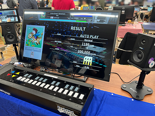 画像ギャラリー No.002のサムネイル画像 / インディーゲーム展示会「東京ゲームダンジョン4」レポート【前編】。死（4）の迷宮を抜けた先に待っていた色とりどりの宝石のようなゲームたち