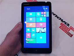 画像ギャラリー No.020のサムネイル画像 / Lenovo，持たずに使えるスタンド付きAndroidタブレット「YOGA TABLET」を発表。国内展開予定のゲーマー向けPCもちら見せ
