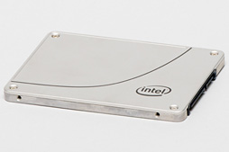 画像ギャラリー No.005のサムネイル画像 / Intelの新しいPC向けSSD「SSD 730」を試す。データセンター向けSSDをPC向けにチューンしたモデルは，日常的な用途で速かった