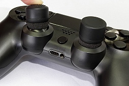 画像ギャラリー No.005のサムネイル画像 / アンサー，FPSにおけるエイムの操作性向上を謳うDUALSHOCK 4用スポンジ