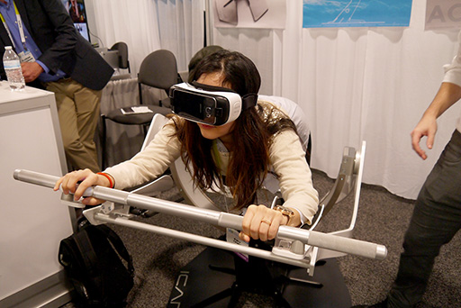 画像ギャラリー No.006のサムネイル画像 / ゲームライフを豊かにしてくれるかも？ CES 2016で見かけた変わり種VR系デバイスをまとめてレポート