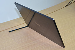 画像ギャラリー No.018のサムネイル画像 / 4K解像度の27インチから15.6インチのモバイルタイプまで，USB Type-C接続対応ディスプレイをまとめてレポート