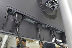 画像ギャラリー No.011のサムネイル画像 / HDR&広色域の波がプロ向け液晶ディスプレイにもやってきた。COMPUTEXで見た注目の非ゲーマー向けディスプレイ製品をまとめてレポート