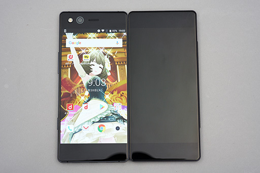 画像ギャラリー No.041のサムネイル画像 / ドコモから発売の2画面スマートフォン「M Z-01K」をテスト。クセの強い端末が輝くのは“ながらプレイ”のとき？