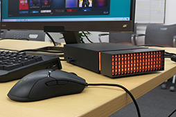 画像ギャラリー No.047のサムネイル画像 / 【PR】Seagateの外付けHDD兼ドック「FireCuda Gaming Dock」は，ゲーマー向けノートPCに欠かせない頼れる相棒だ