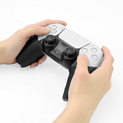 画像ギャラリー No.006のサムネイル画像 / ゲームテック，PS5純正ゲームパッドに取り付けるアタッチメントを発売