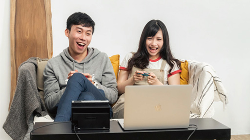 画像ギャラリー No.003のサムネイル画像 / ゲーム機の映像をノートPCやスマートフォンに表示できる「OmiPlay」の先行予約販売が始まる。価格は約6000円