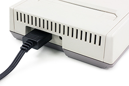 画像ギャラリー No.005のサムネイル画像 / コロンバスサークル，PS5用横置きスタンドやゲームパッド収納ポーチなどを発売