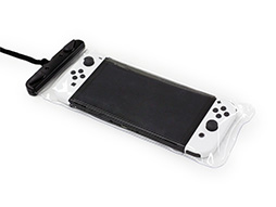 画像ギャラリー No.001のサムネイル画像 / Joy-Conを装着したまま収納できるSwitch＆Switch Lite用防水ケースが発売