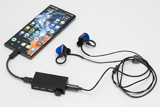 画像ギャラリー No.015のサムネイル画像 / PCやゲーム機，スマートフォンを1台で高音質にできるUSB DAC「AK HB1」。ゲームサウンドの高音質化にも役立つ逸品だ【PR】