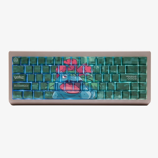 画像ギャラリー No.003のサムネイル画像 / ソニックやドリームキャストとコラボした，クールなキーボードやマウスパッドがHigroundから発売