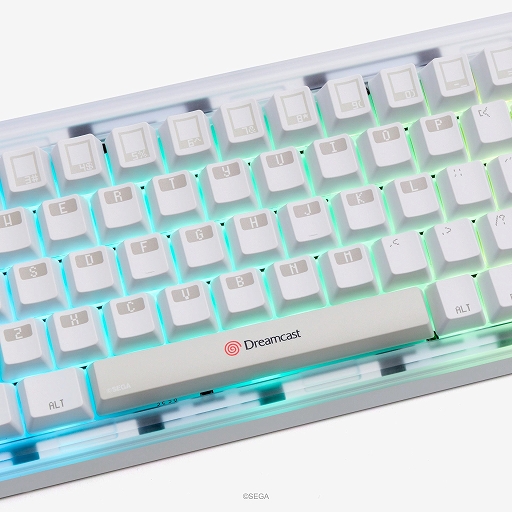 画像ギャラリー No.010のサムネイル画像 / ソニックやドリームキャストとコラボした，クールなキーボードやマウスパッドがHigroundから発売