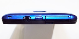 画像ギャラリー No.012のサムネイル画像 / ソフトバンクの夏スマホ，AQUOS PHONE Xx 206SHとARROWS A 202Fをじっくり触ってきた。ハイエンドモデル2機種の実力はいかに？