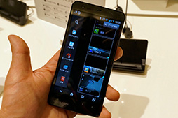 画像ギャラリー No.016のサムネイル画像 / ソフトバンクの夏スマホ，AQUOS PHONE Xx 206SHとARROWS A 202Fをじっくり触ってきた。ハイエンドモデル2機種の実力はいかに？