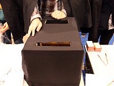 画像ギャラリー No.008のサムネイル画像 / もう誰も信じない――200人で遊ぶ「人狼」はどれくらいカオスだったのか。「超・嘘つき村の人狼」で，壮絶に騙されてきた