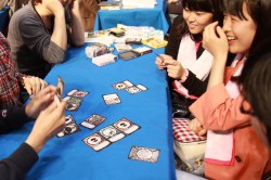 画像ギャラリー No.025のサムネイル画像 / ［超会議3］国産傑作ボードゲームが集結。カナイ製作所の新作や「ワンナイト人狼 超人Ver.」などもお披露目された「超ゲームマーケット」レポート