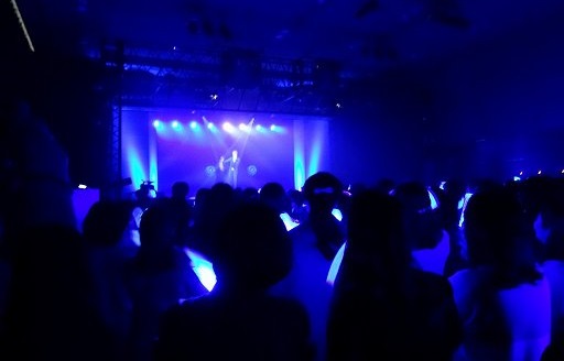 画像ギャラリー No.005のサムネイル画像 / 拡張現実のアーティストによるライブステージ「AR performers β LIVE」をレポート。現実と仮想の境を超えた演出に感極まる