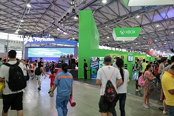 画像ギャラリー No.003のサムネイル画像 / ［CJ2016］中国最大のゲームショウ「ChinaJoy 2016」開幕。VRの波は中国を席巻するか