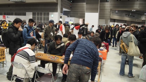 画像ギャラリー No.001のサムネイル画像 / ボードゲームの祭典「ゲームマーケット2016秋」レポート。ゲームマーケット大賞は，すまいる120円工房の「ビンジョー×コウジョー」が受賞
