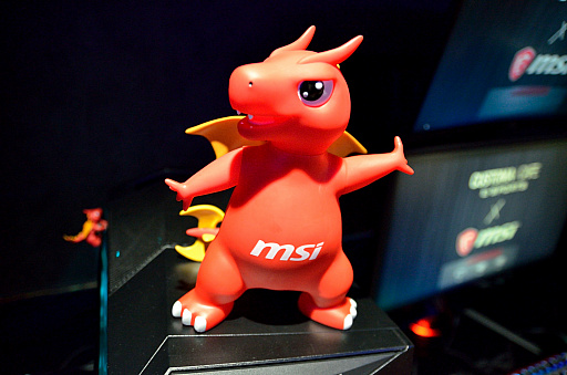 画像ギャラリー No.008のサムネイル画像 / 最新のMSI製ゲーマー向けPCが体験できるeスポーツエリアが，カスタマカフェ歌舞伎町店に登場