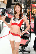 画像ギャラリー No.177のサムネイル画像 / TGS 2018会場を彩ったコンパニオン・コスプレイヤーの写真集をお届け。もちろんZIPファイル付き