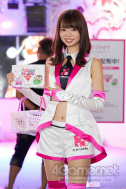 画像ギャラリー No.391のサムネイル画像 / TGS 2018会場を彩ったコンパニオン・コスプレイヤーの写真集をお届け。もちろんZIPファイル付き