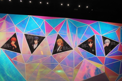 画像ギャラリー No.002のサムネイル画像 / アイドルたちの“IF”を描く「うたの☆プリンスさまっ♪」の企画展「Another World 〜WHITE＆BLACK〜」が開催中。前期「WHITE SIDE」の模様をレポート