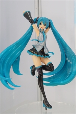 画像ギャラリー No.019のサムネイル画像 / この夏登場予定のプライズアイテムがズラリ揃った「第59回プライズフェア」フォトレポート（その1）：セガ/フリュー/システムサービス編