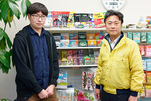 画像ギャラリー No.002のサムネイル画像 / DAISOの100円ボードゲーム誕生秘話に迫る！　企画責任者＆ゲームデザイナーインタビュー