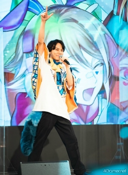 画像ギャラリー No.002のサムネイル画像 / “５Ｏ！”のキュートなライブや速水 奨さんのイケオジぶりなど見どころ満載な「『URAMITE！』＆『Clock over ORQUESTA』AGF2021スペシャルステージ」レポート