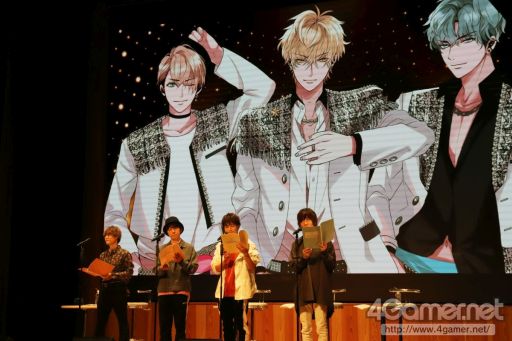 画像ギャラリー No.009のサムネイル画像 / アイドル育成CD「URADOL（ウラドル）」が発表になったステージイベントをレポート。秘密を抱えた男性たちが夢を叶えるためにアイドルになる