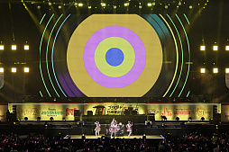 画像ギャラリー No.005のサムネイル画像 / ブシロード15周年記念ライブをレポート。Poppin'Partyやミルキィホームズなど，総勢19組のアーティストが集結！　ドーム会場は大歓声に包まれた
