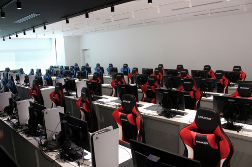 画像ギャラリー No.002のサムネイル画像 / 「KONAMI eスポーツ学院」は，どのような考えでeスポーツ業界の人材育成に取り組んでいるのか。校長の梅村成樹氏に話を聞いた